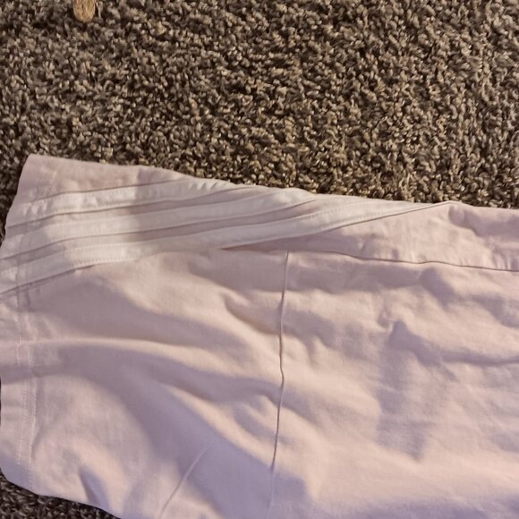 NWOT* Adidas pink crop - Picture 2 of 6